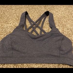 Lululemon free to be serene light support c/d 4